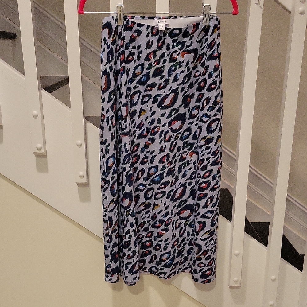 Nine West Light Blue Leopard Print Maxi Skirt with Multicolor Spots